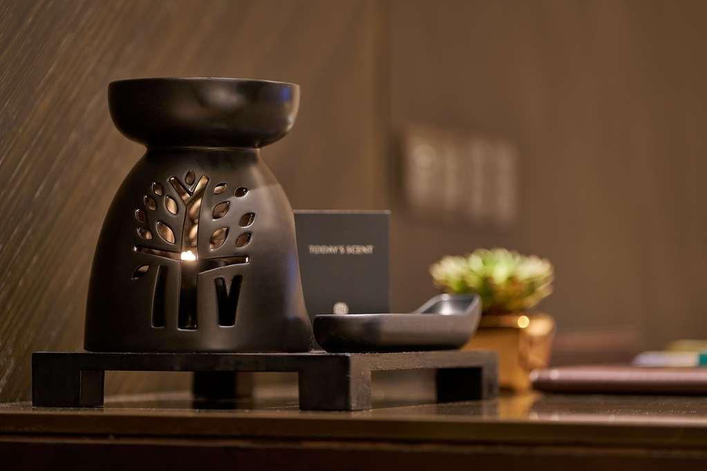 Hotel Pavilion Managed By Banyan Tree 5*