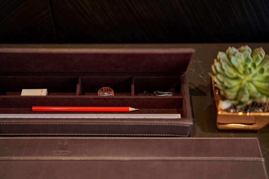 Hotel Pavilion Managed By Banyan Tree